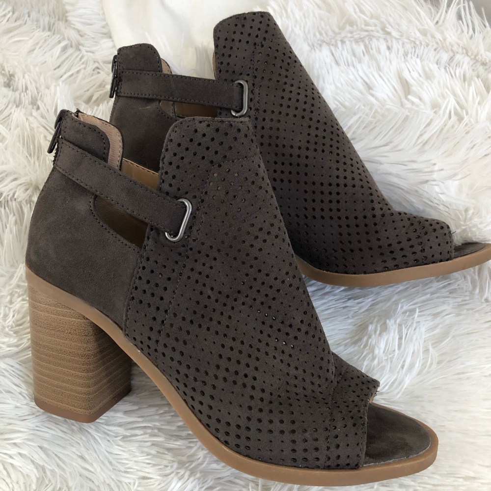 Express brand booties with peep toe suede Sz 7